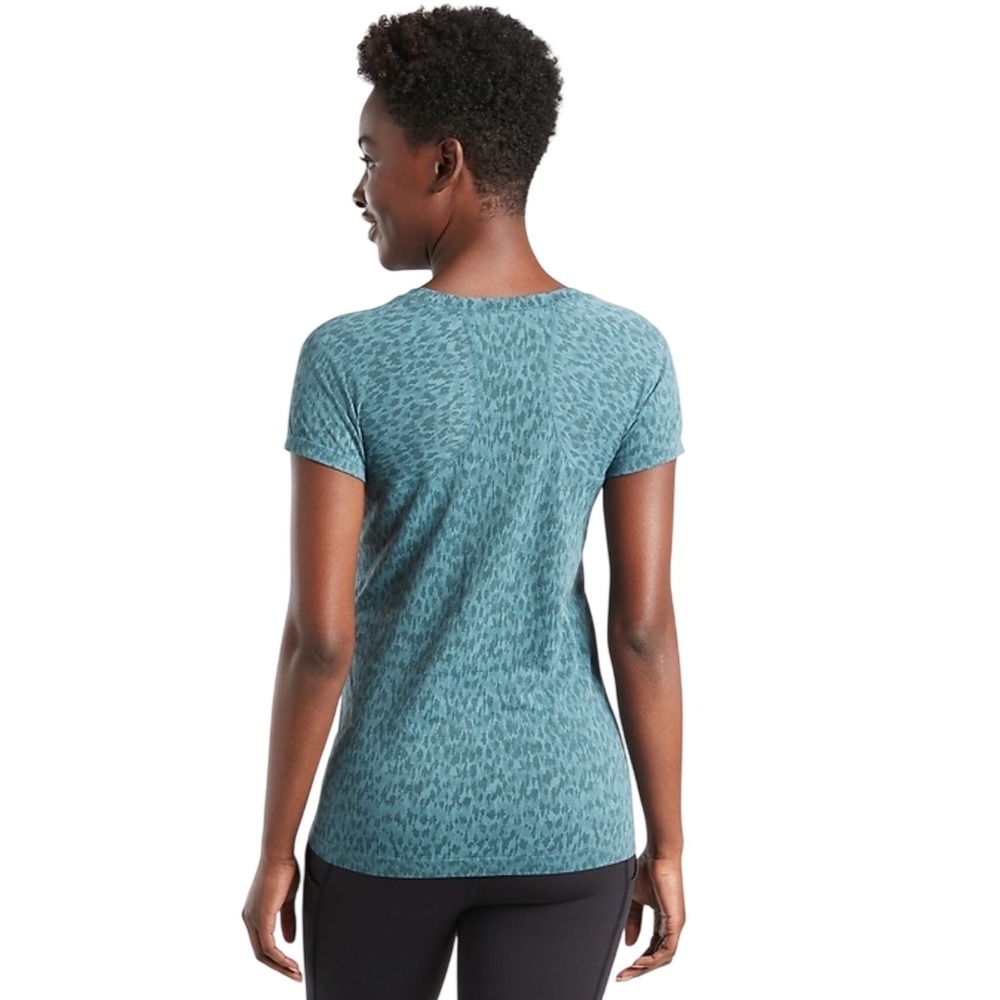 Athleta Momentum Seamless Tee Teal Green Leopard Animal Print XXS Short Sleeve